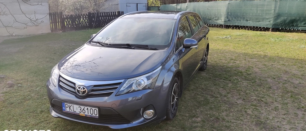 Toyota Avensis cena 33500 przebieg: 207674, rok produkcji 2012 z Koło małe 497